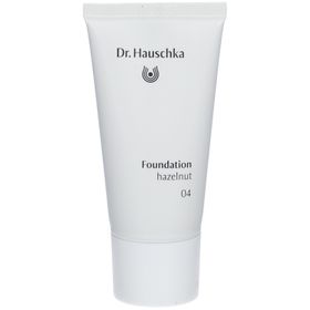 Dr. Hauschka Foundation 04 Hazelnut