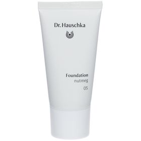 Dr. Hauschka Foundation 05 Nutmeg