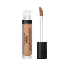 essence BarePro Correcteur mat longue tenue