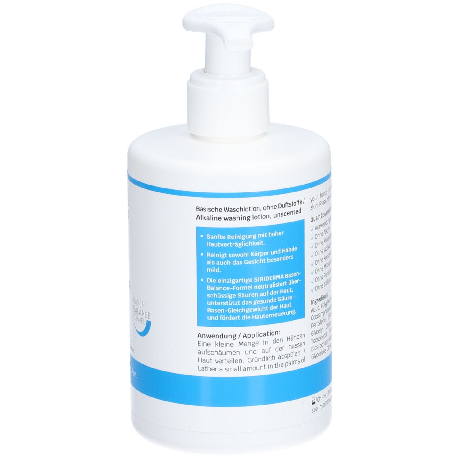 Flacon pompe blanc avec bande bleue. Contient une lotion lavante alcaline, non parfumée.