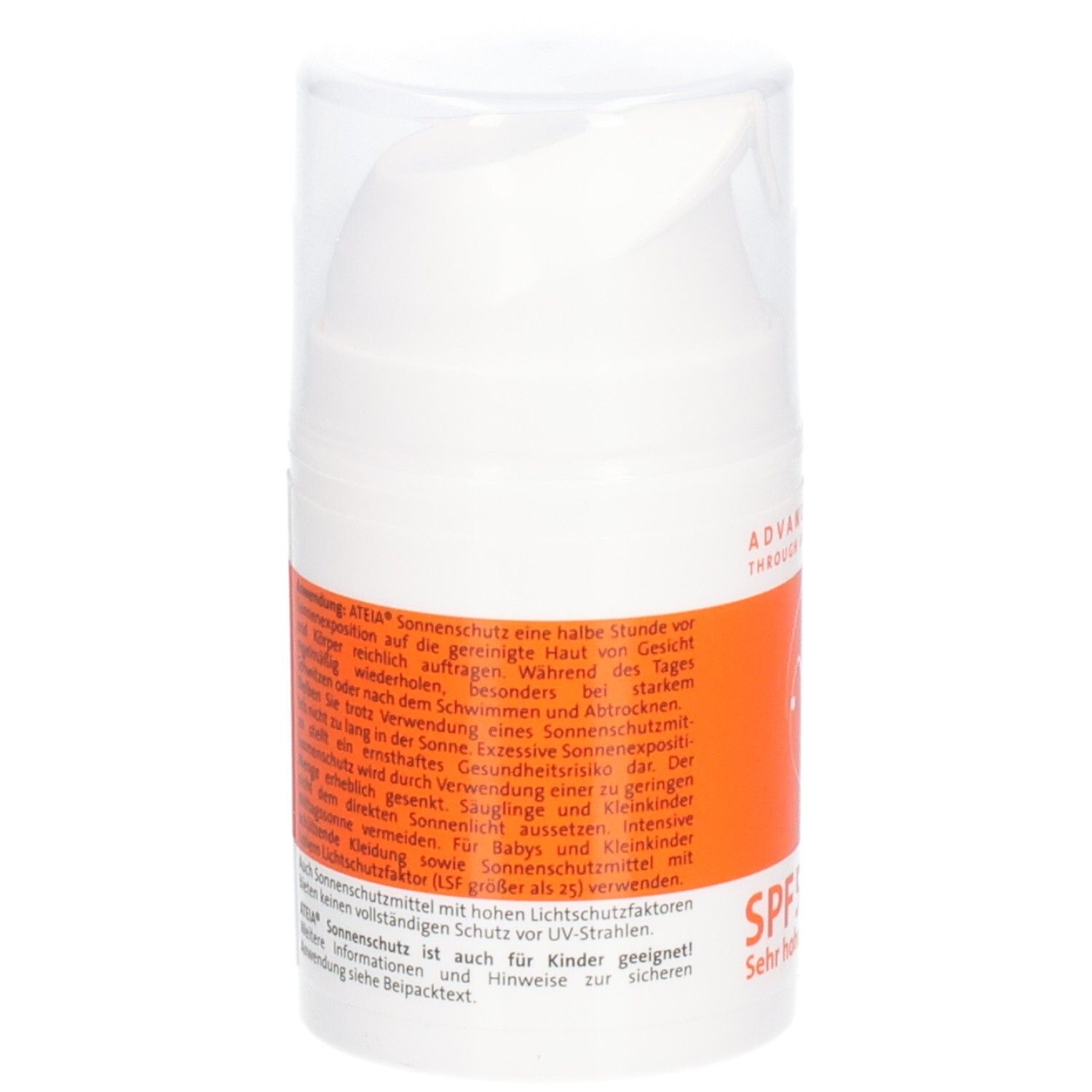 Witte fles met oranje etiket. Opschrift: ATEIA, SPF 50+. Transparante deksel. Tekst op achterkant.