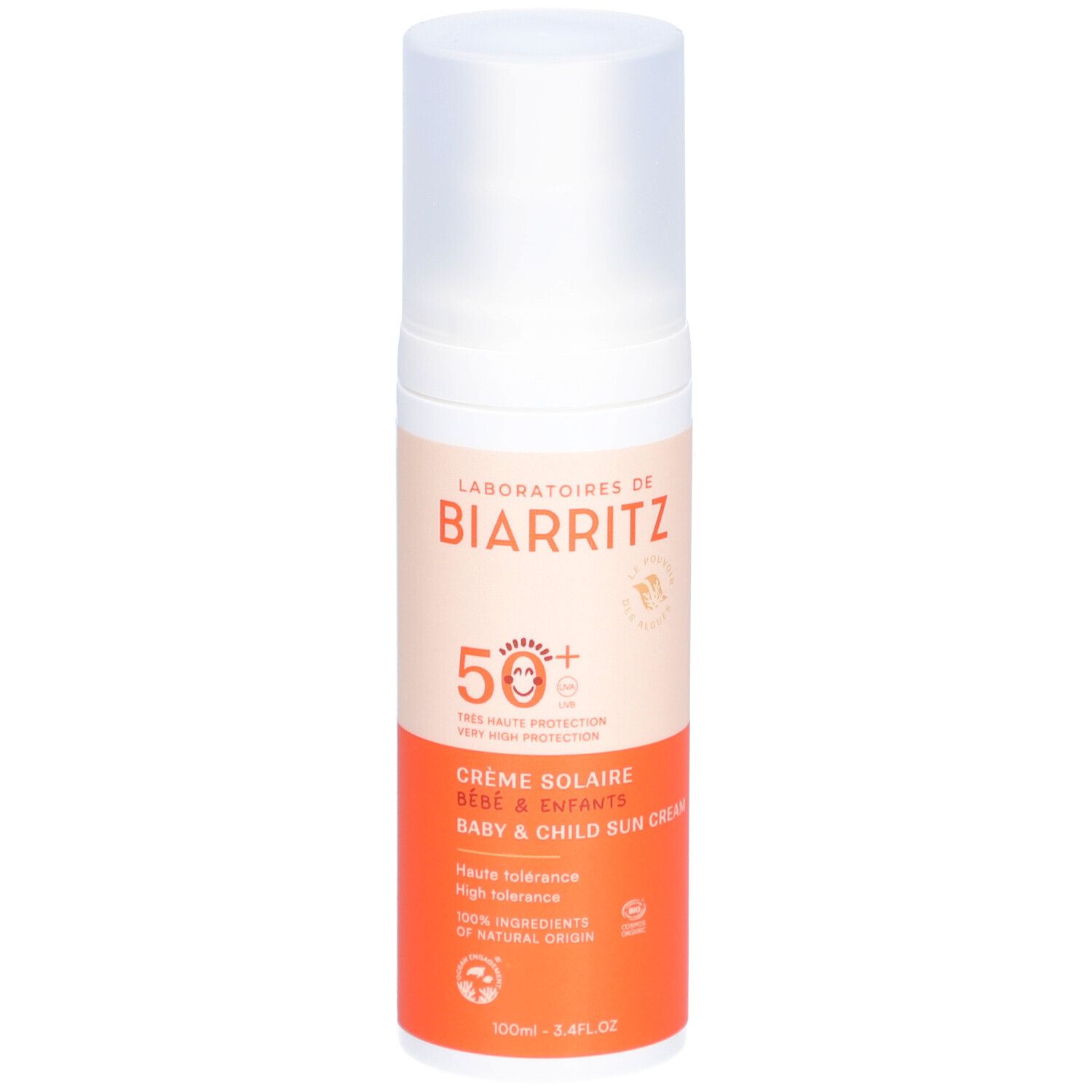Flacon de crème solaire blanc et orange. Texte: 50+, Crème Solaire, Alga Maris, visage & corps. Label bio.