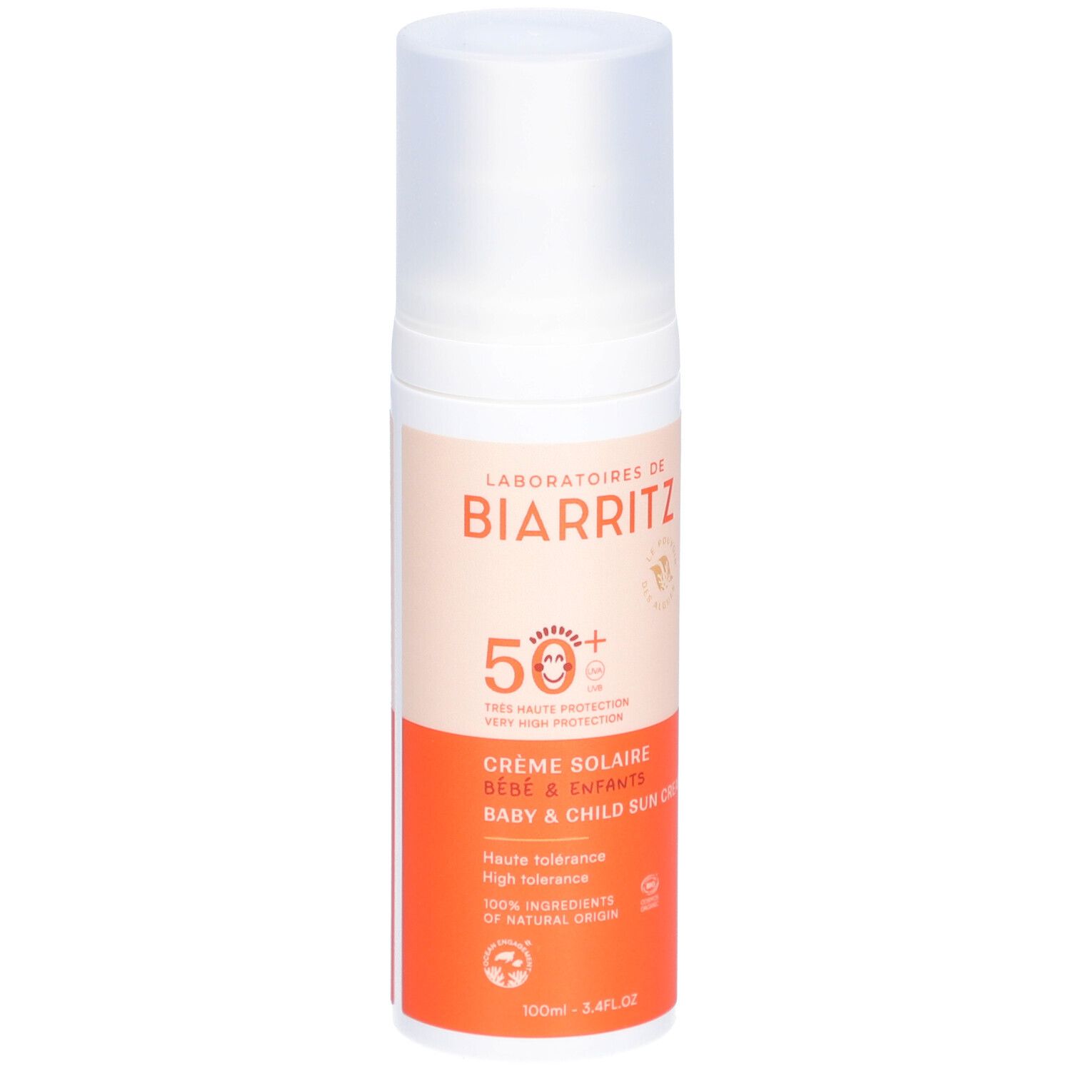 Flacon de crème solaire blanc et orange. Texte: 50+, Crème Solaire, Alga Maris, visage & corps. Label bio.