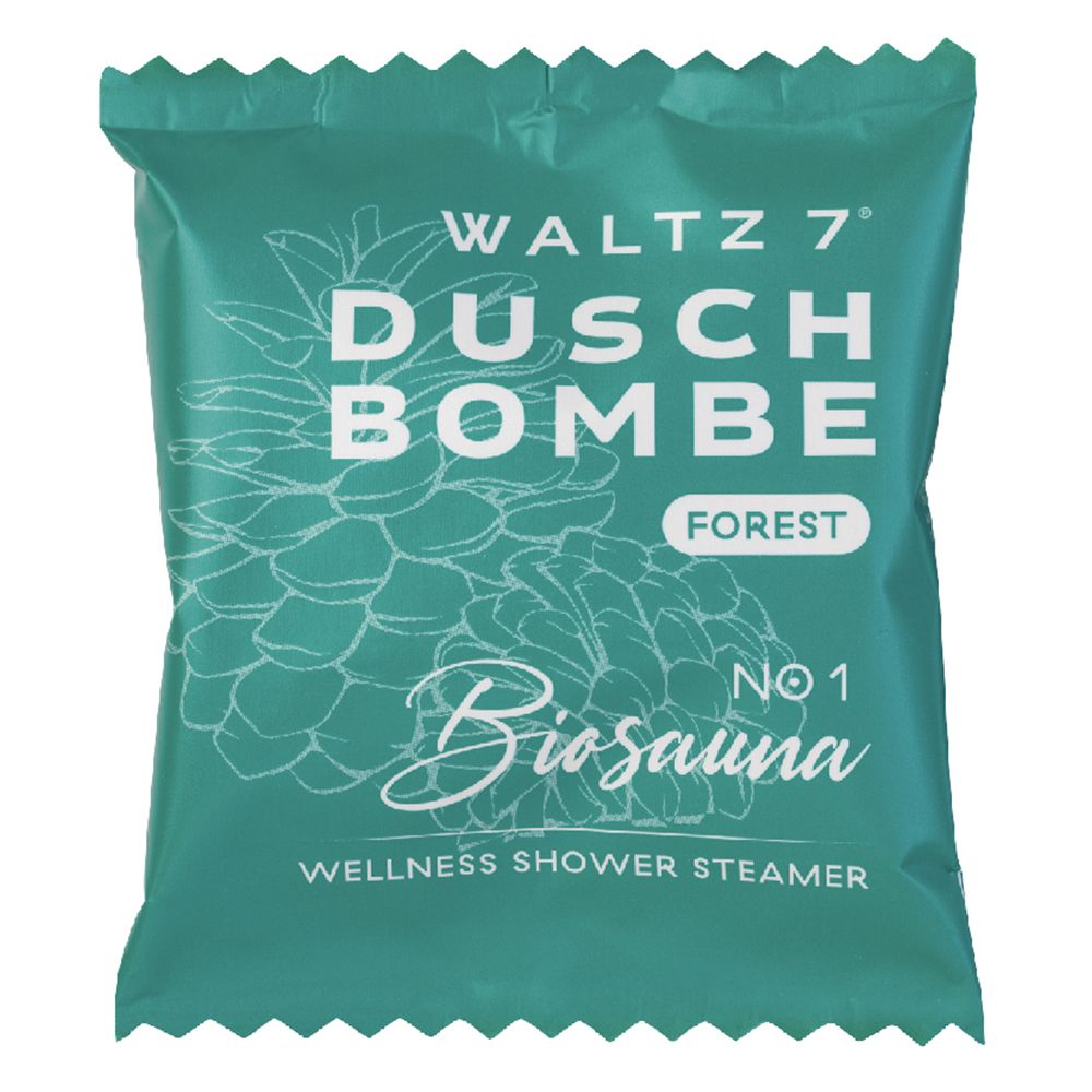 Verpakking van een douchebom met dennenmotief en opschrift 'Duschbombe Forest No 1 Biosuanna'.