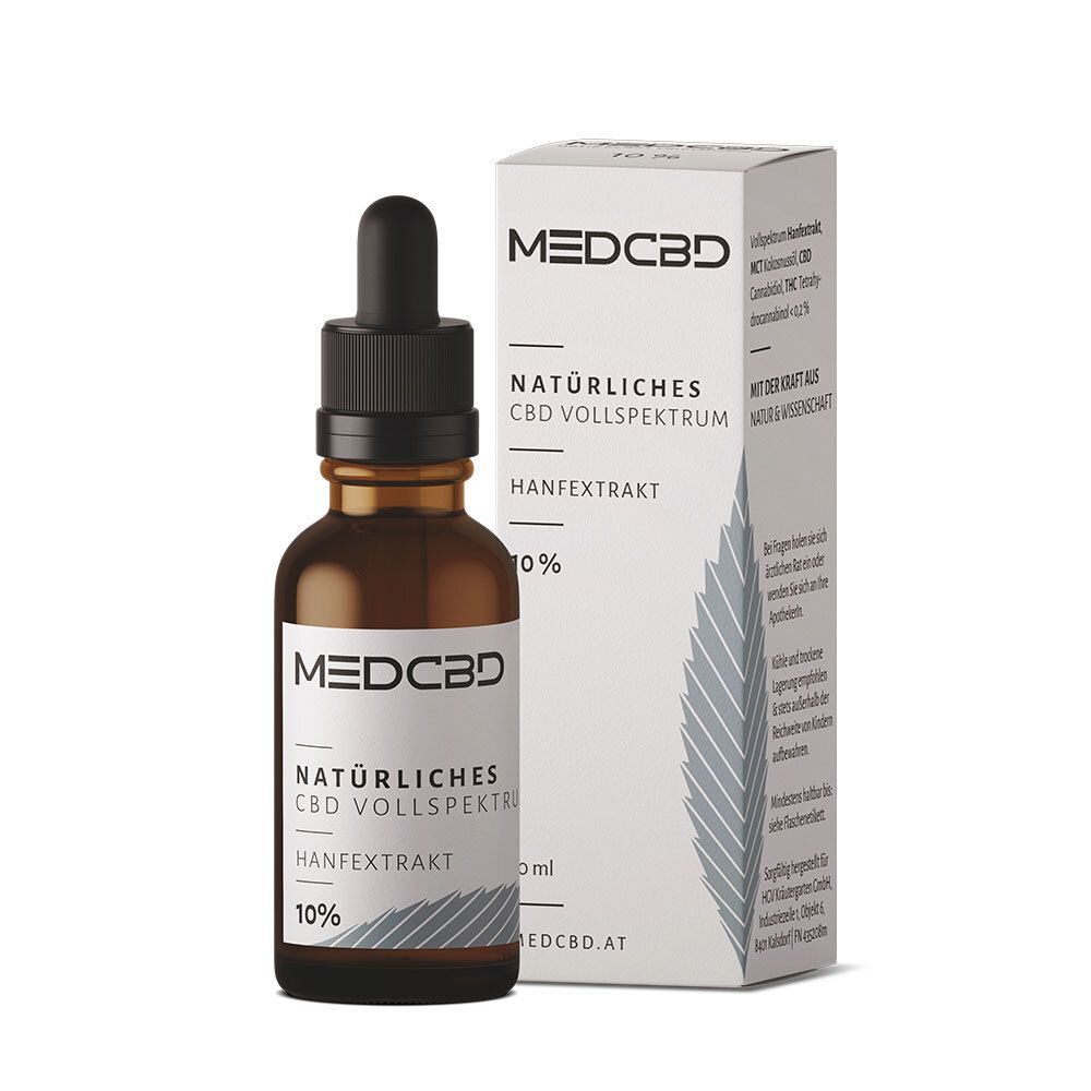 Bruine glazen fles met druppelaar en witte verpakking. Opschrift: MEDCBD, 10 % CBD full spectrum hennep extract.