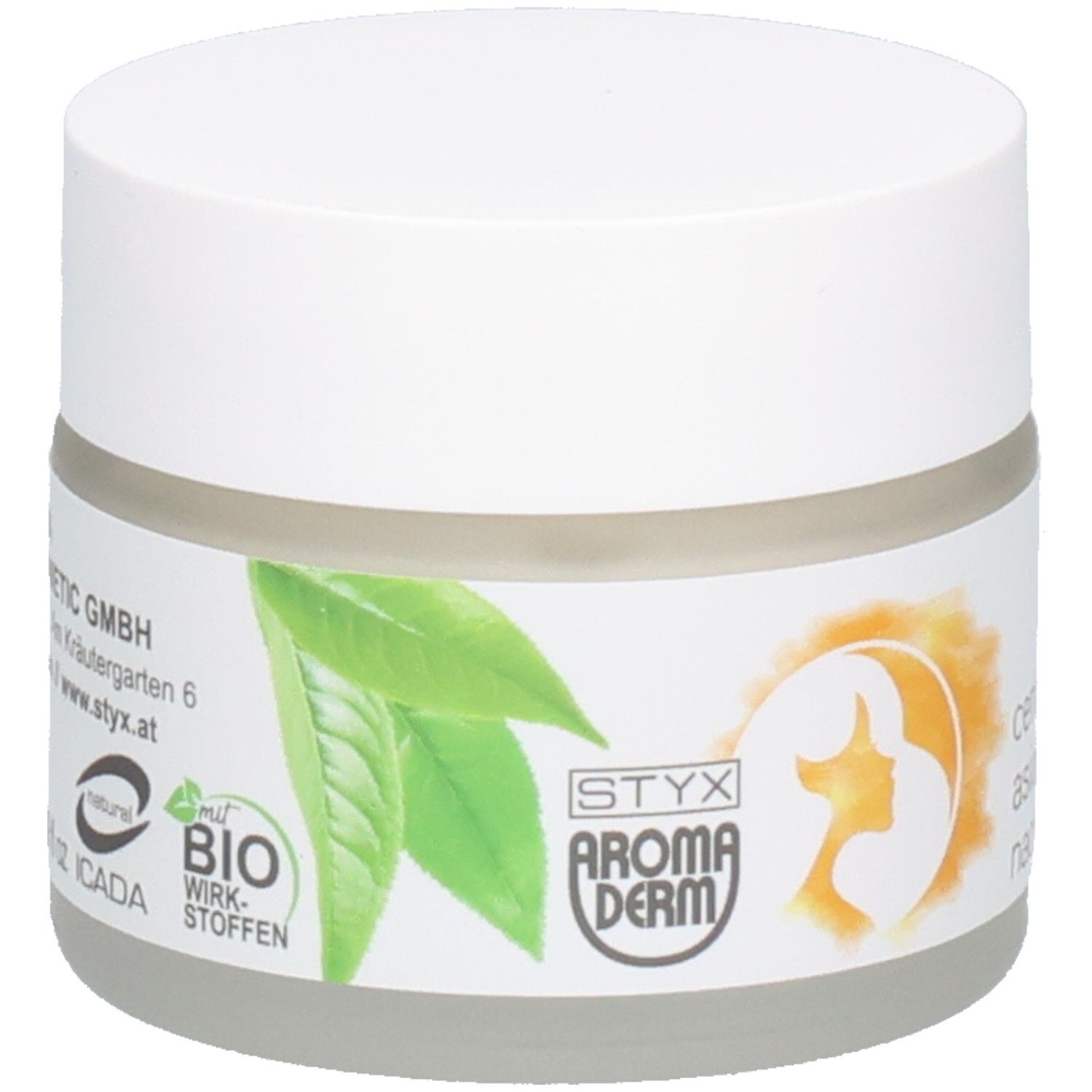 Pot de crème avec couvercle blanc. Autocollant avec logo, feuilles et texte: STYX AROMADERM, centella asiatica nachtcreme.