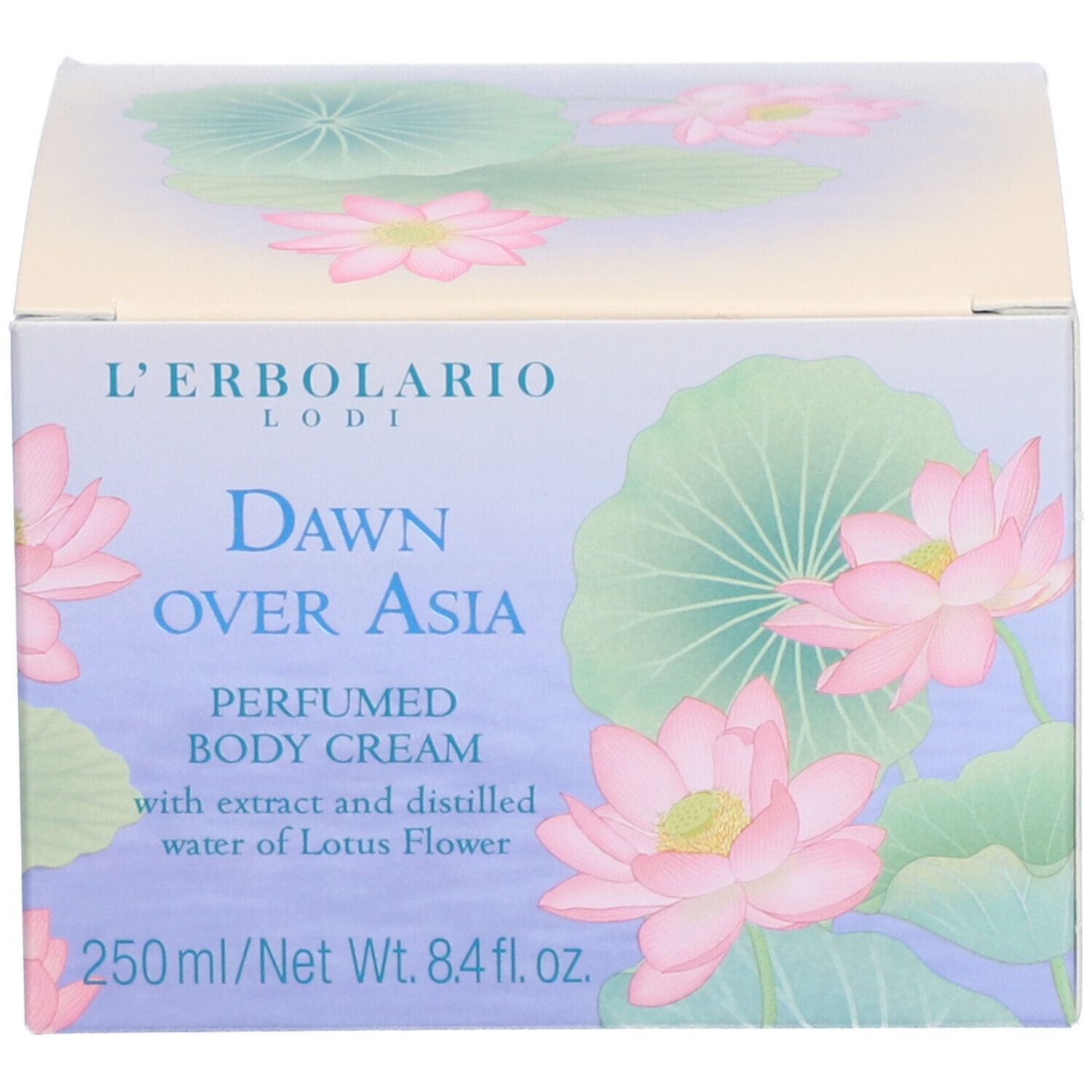 Emballage avec motif de fleurs de lotus. Inscription : L'ERBOLARIO, DAWN OVER ASIA, PERFUMED BODY CREAM. 250ml/Net Wt. 8.4 fl. oz.