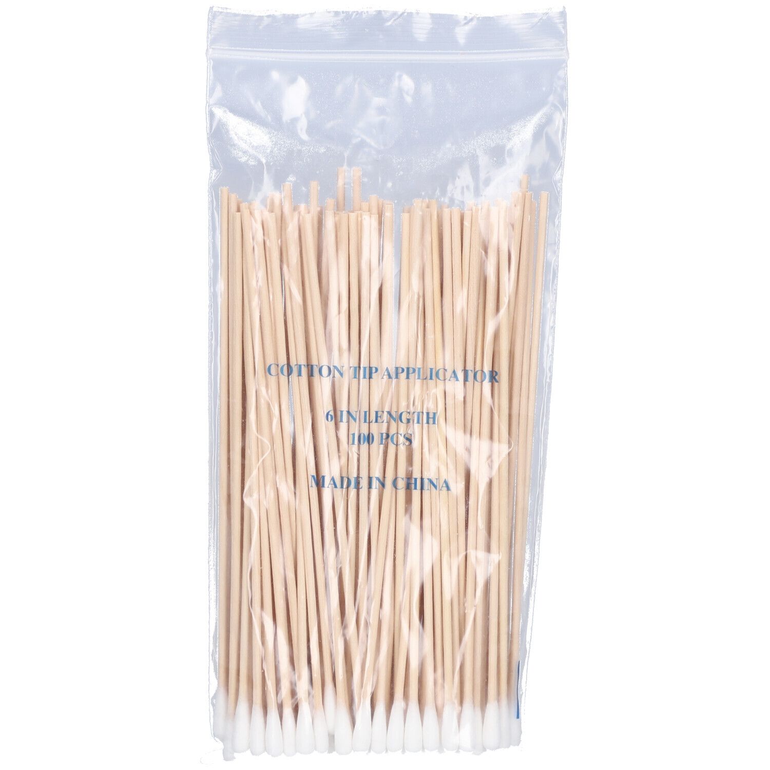 Wattenstaafjes in plastic verpakking. Opdruk: Cotton Tip Applicator, 6 in length, 100 pcs, Made in China.