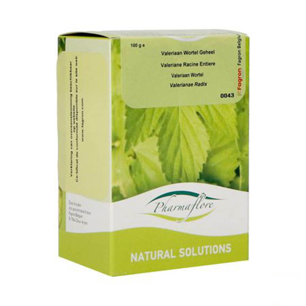 Doos Pharmaflore. Opschrift: Valeriana Racine Entiere. 100g. Groen-wit. Bladmotief. Natural Solutions.