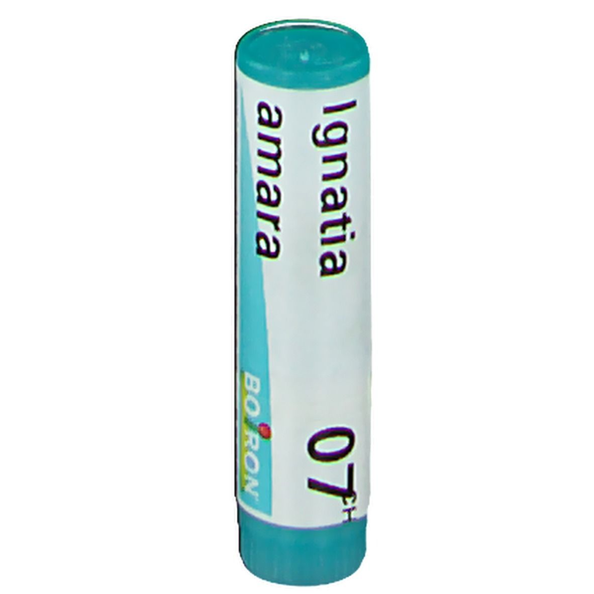 Tube cylindrique avec "Ignatia amara 07 CH" et le logo Boiron. Vert et blanc. Vue rapprochée.