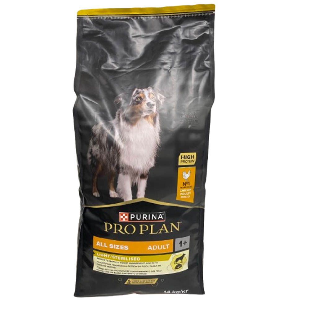 Sac de nourriture PRO PLAN® Light Sterilized Adult pour chien. Emballage noir, chien, accent jaune. Contient du poulet.