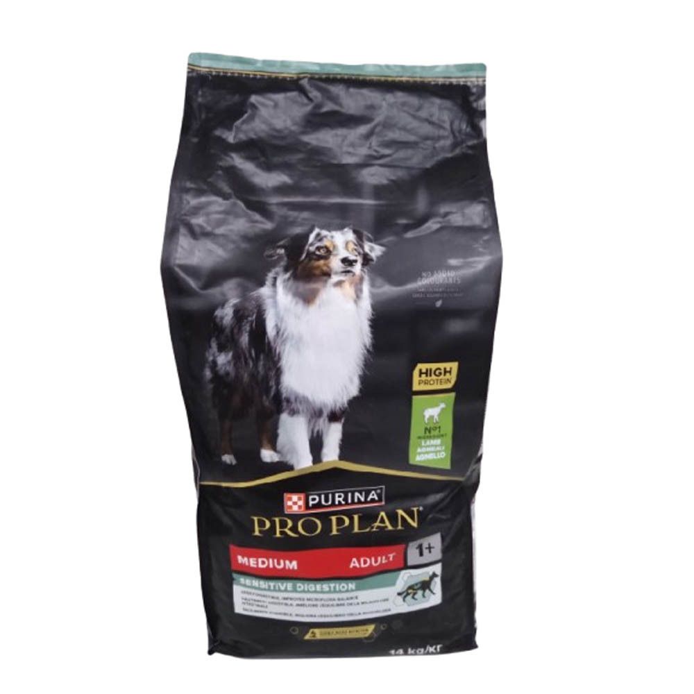 Zwarte zak Purina Pro Plan hondenvoer. Afgebeeld is een hond. Tekst: Medium Adult 1+ Sensitive Digestion.