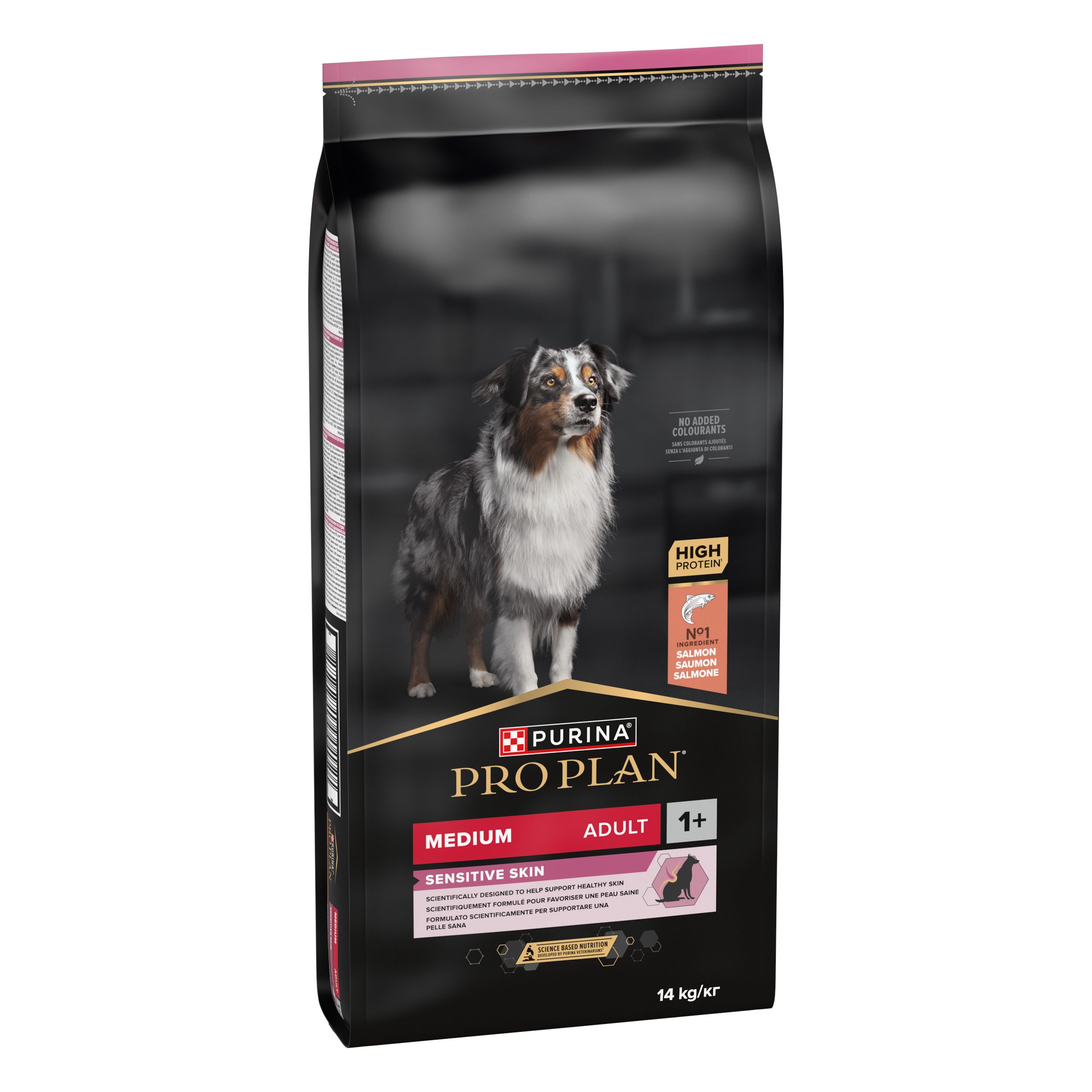 Zwarte zak hondenvoer. Opschrift: PRO PLAN, Medium Adult, Sensitive Skin. Afbeelding van een hond.