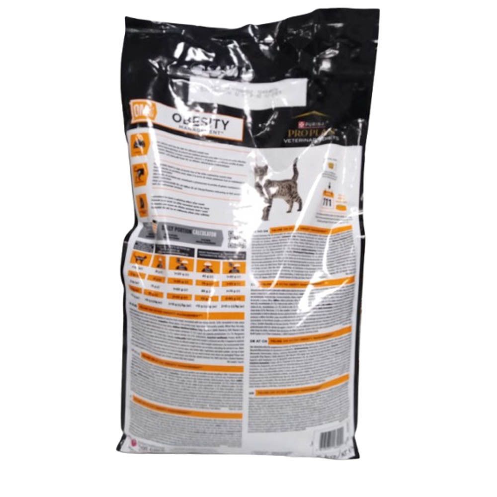 Achterkant van de kattenvoerzak. Tekst en afbeeldingen. Merk: Purina Pro Plan Veterinary Diets. Product: OM Obesity Management.