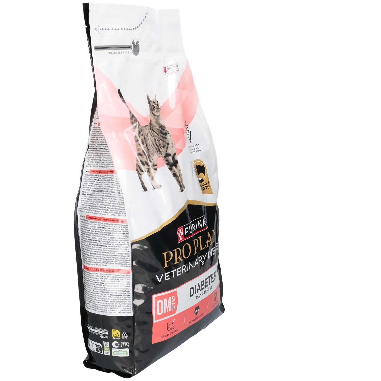 Zak droogvoer voor katten. Opschrift: PRO PLAN Veterinary Diets DM Diabetes Management. Zijaanzicht.