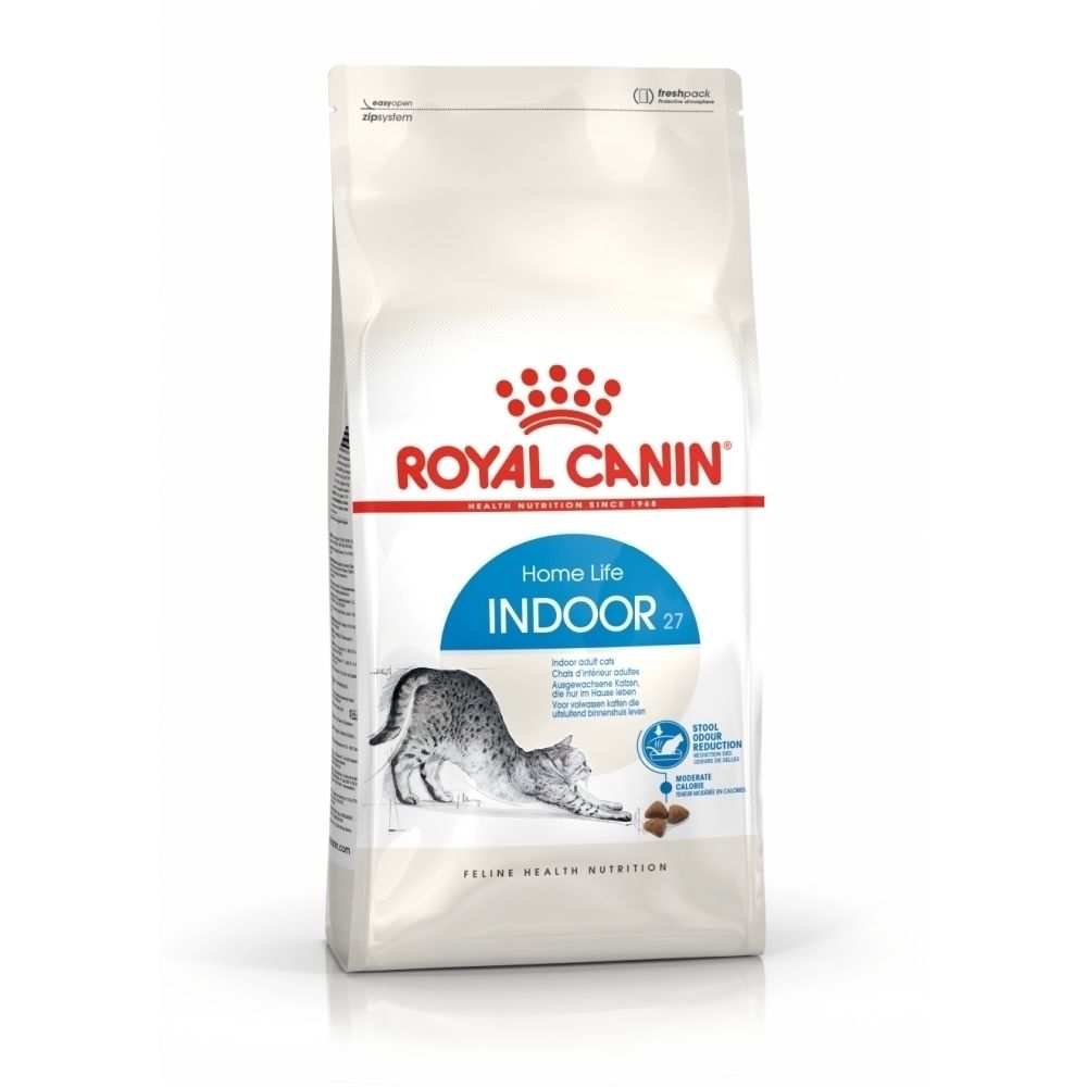 Royal Canin Indoor 27 kattenvoerzak met afbeelding van een kat en brokjes.
