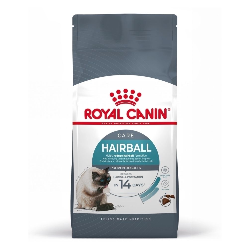 Sac de nourriture Royal Canin Hairball Care pour chats. Montre un chat et l'inscription « Réduit la formation de boules de poils en 14 jours ».