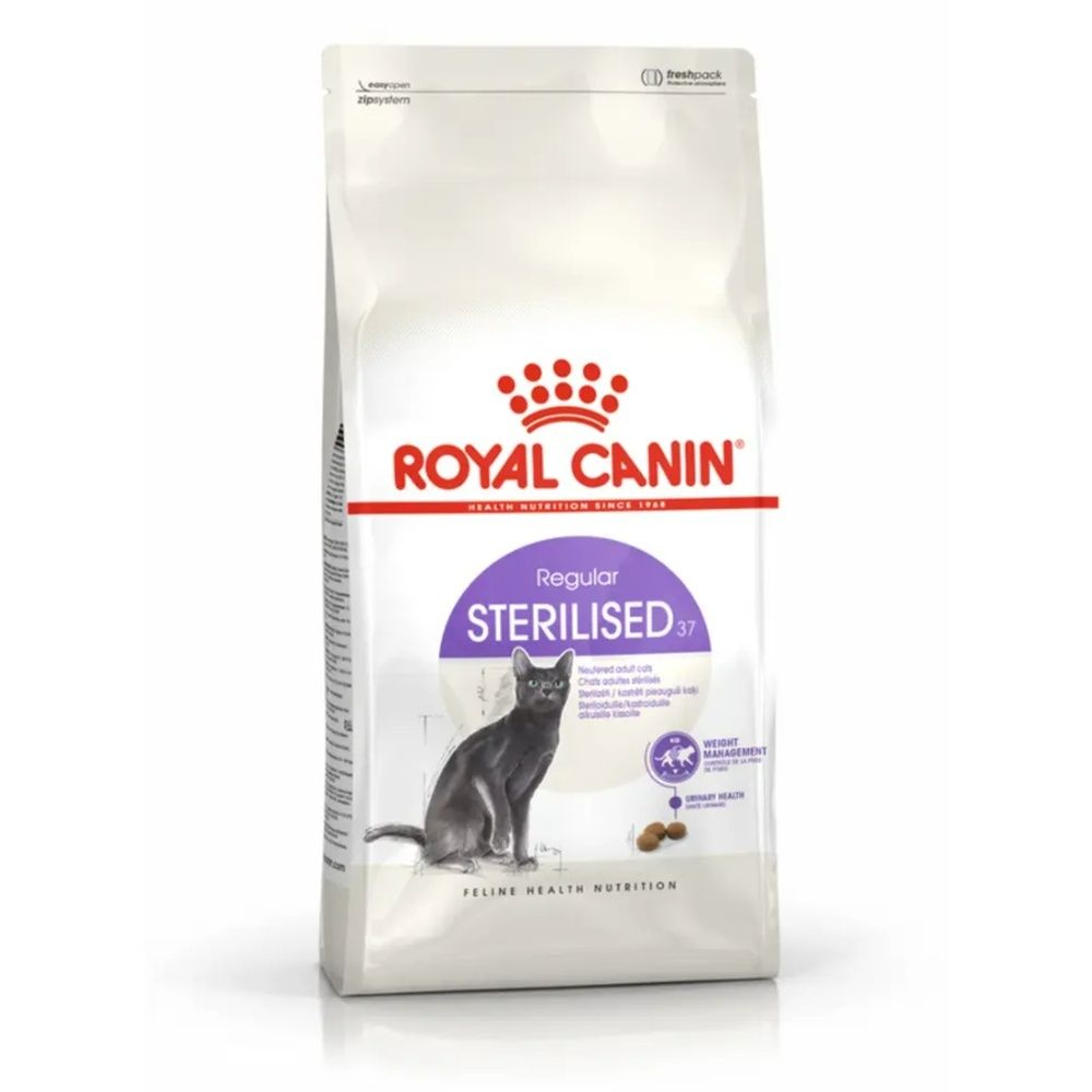 Royal Canin Sterilised kattenvoer, zak met kattenafbeelding en productinformatie.