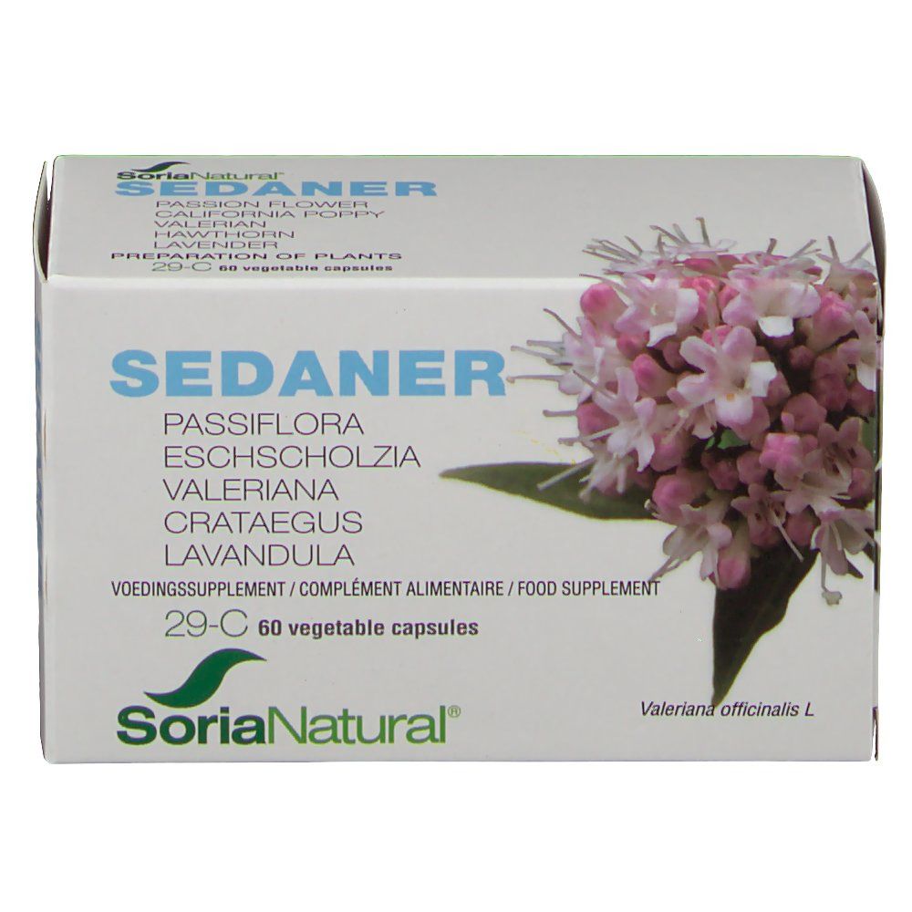 Witte doos met SEDANER-tekst, bloemmotief en Soria Natural logo. Bevat 60 capsules.