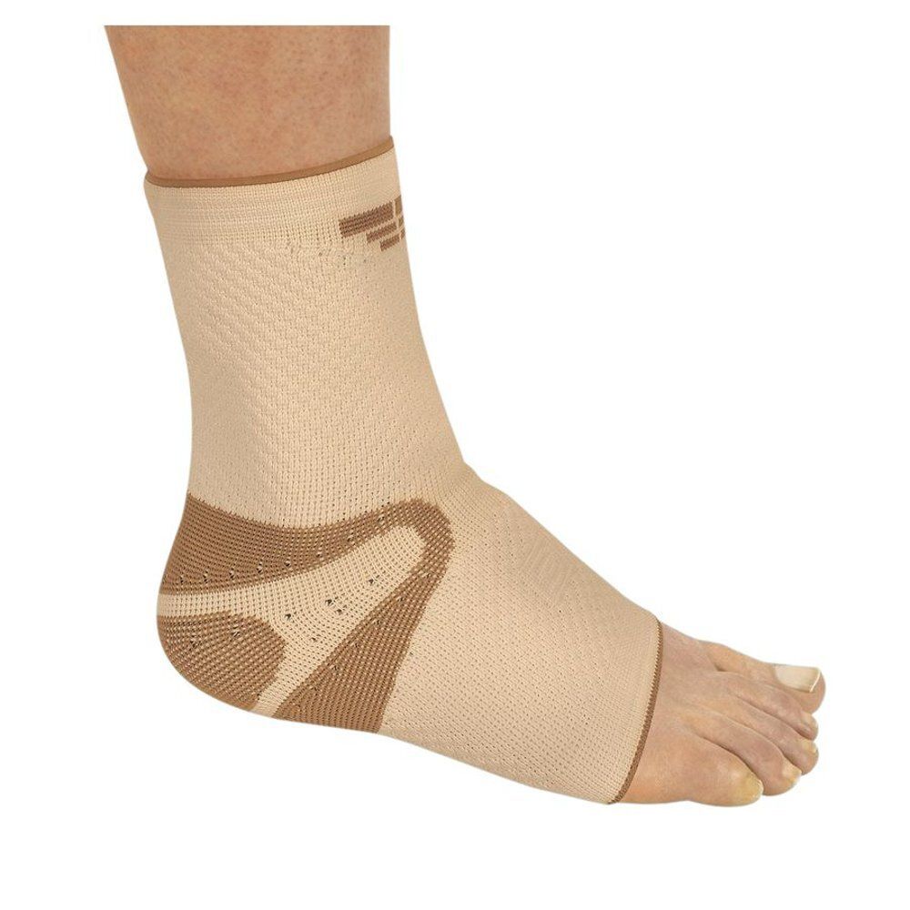 Attelle de cheville beige. Renforts bruns au talon et à la cheville. Bout ouvert. Logo en haut.