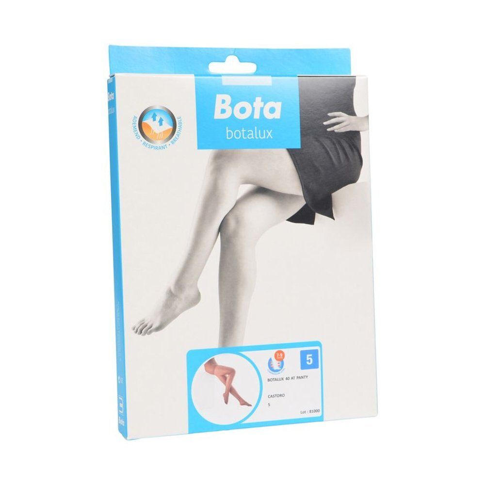 Collant beige porté sur un fond blanc.