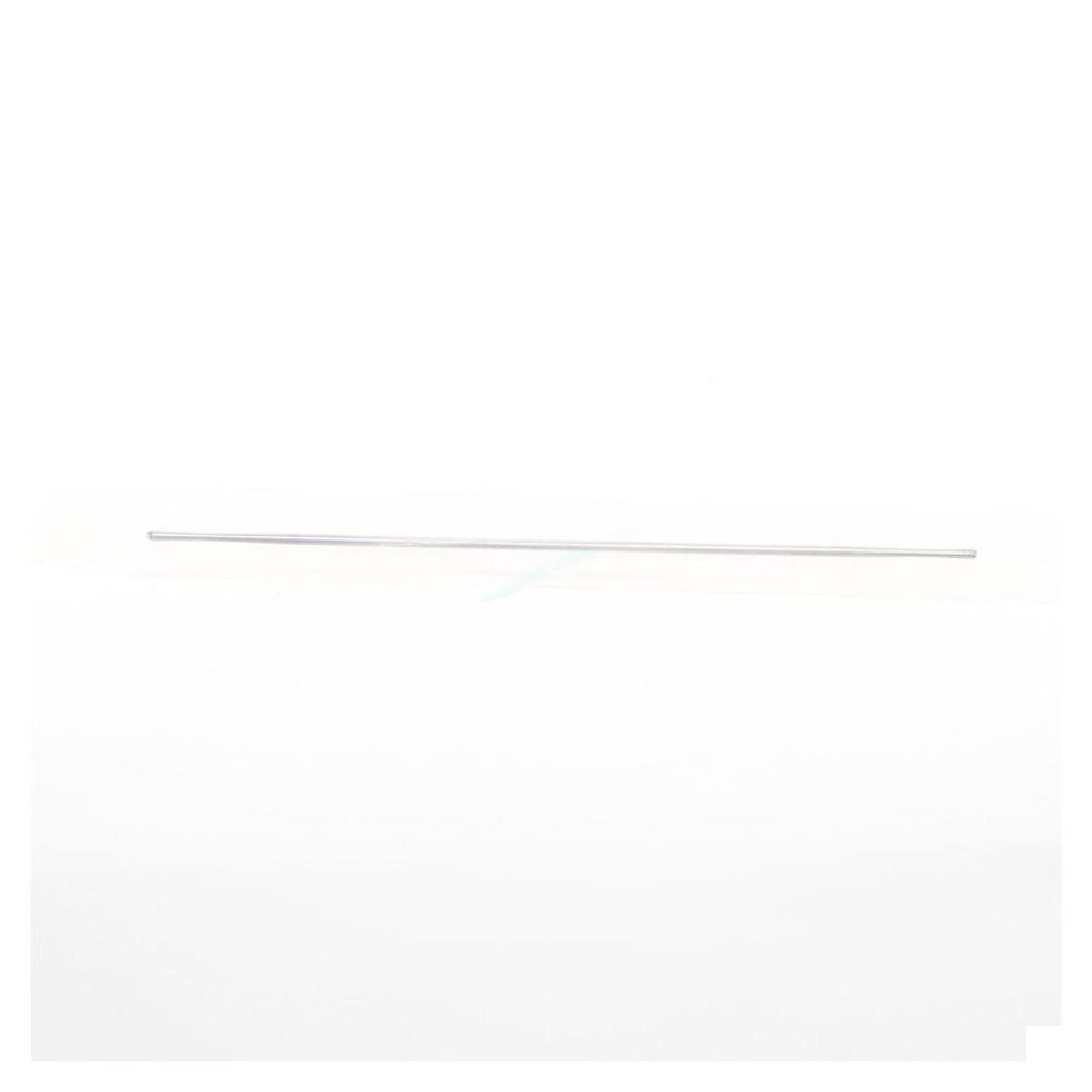 Sonde fine et flexible avec un petit trou à une extrémité.
