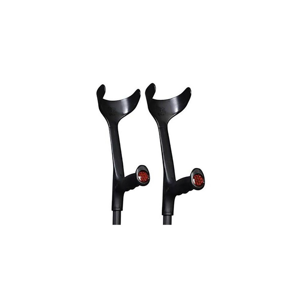 Deux béquilles noires avec réflecteur rouge. Elles ont un support pour l'avant-bras et une poignée. Béquilles droites.