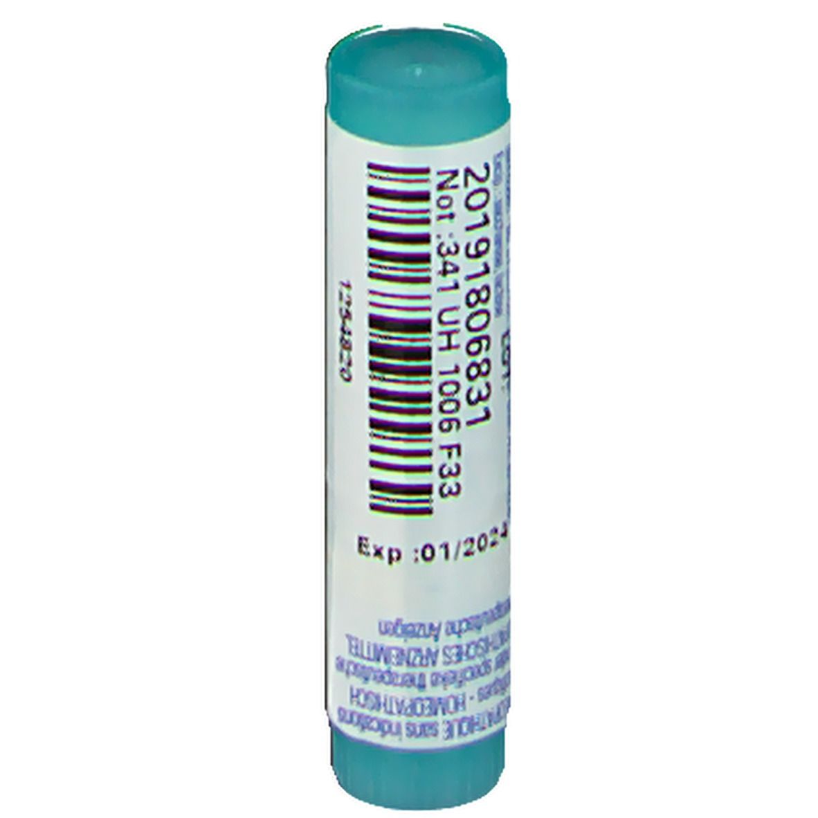 Cilindervormige verpakking met blauwe dop. Streepjescode en info: 20191806831, Exp: 01/2024. Verdere tekstinfo.