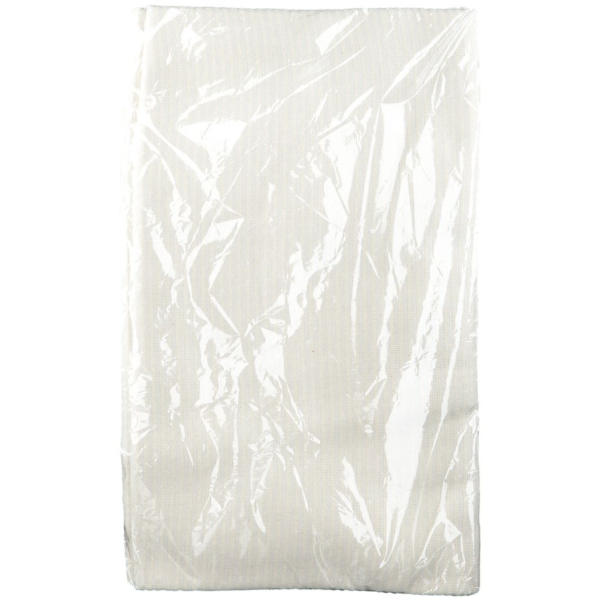 Wit, rechthoekig textielproduct in transparante folieverpakking.