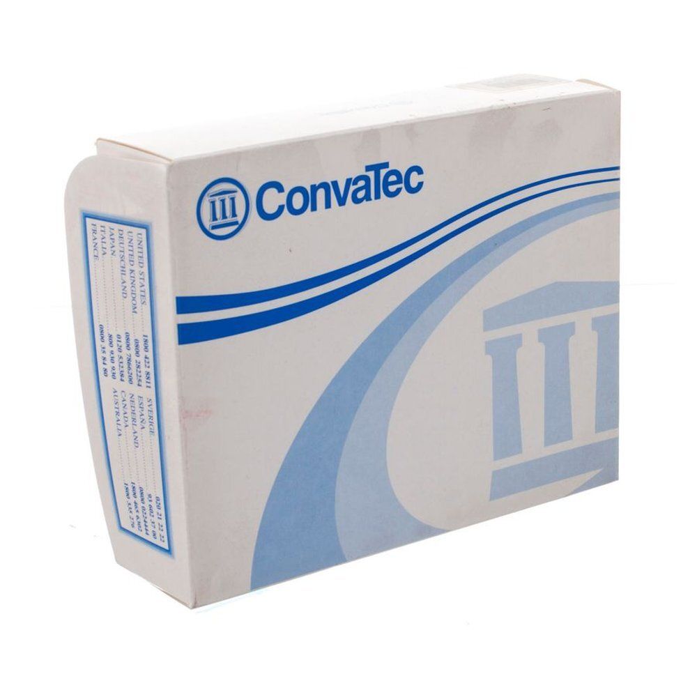 Witte doos met blauw logo en tekst Convatec. Tekst in meerdere talen op de zijkant.