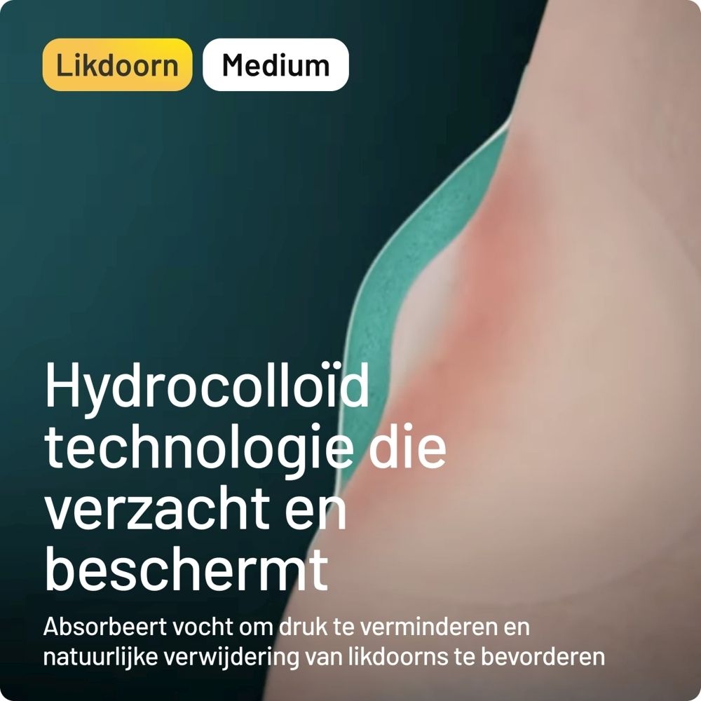 Compeed® Likdoornpleisters Medium. Verpakking in zak, hand houdt het vast. Handig voor onderweg.