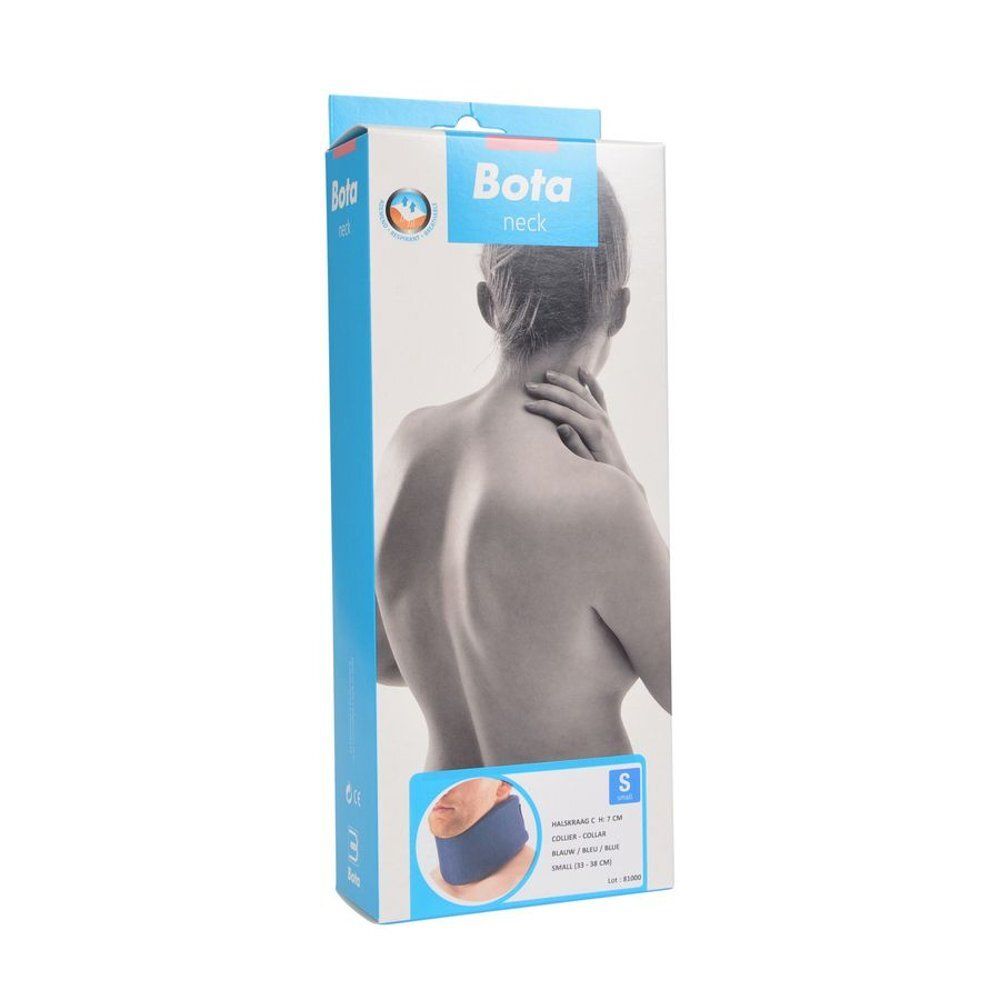 Verpakking met nekbrace. Opschrift Bota neck. Maat S. Blauw product.