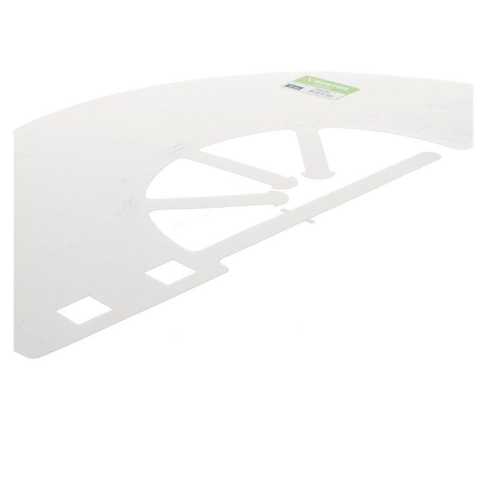 Collier de protection pour chien en plastique blanc. Forme incurvée avec découpes et trous rectangulaires. Autocollant vert et blanc.