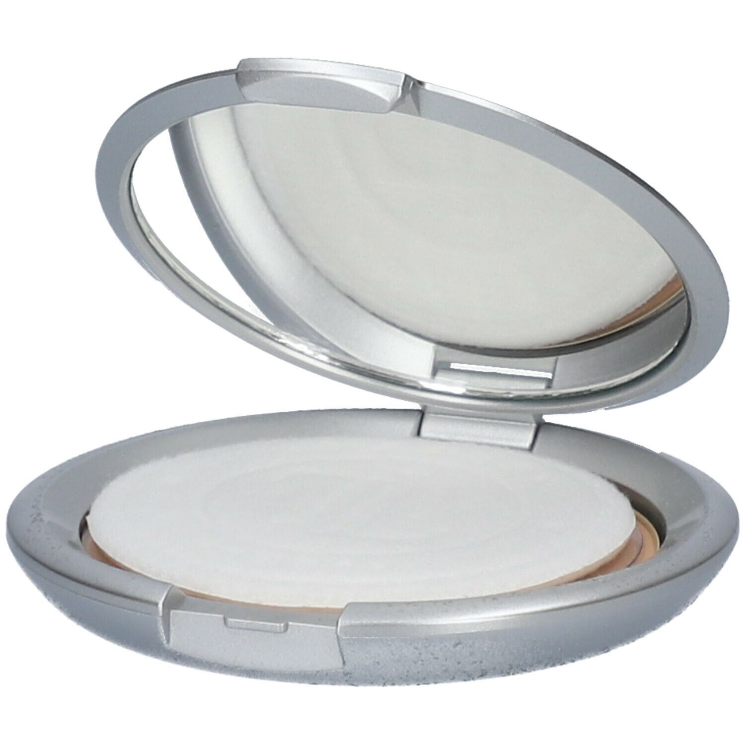 Poudrier compact argenté ouvert, avec miroir et poudre. Poudre et miroir visibles.