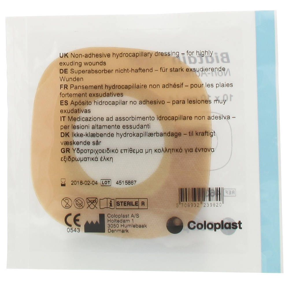 Niet-klevend hydrocapillair verband in verpakking. CE-markering en sterielsymbool zichtbaar.