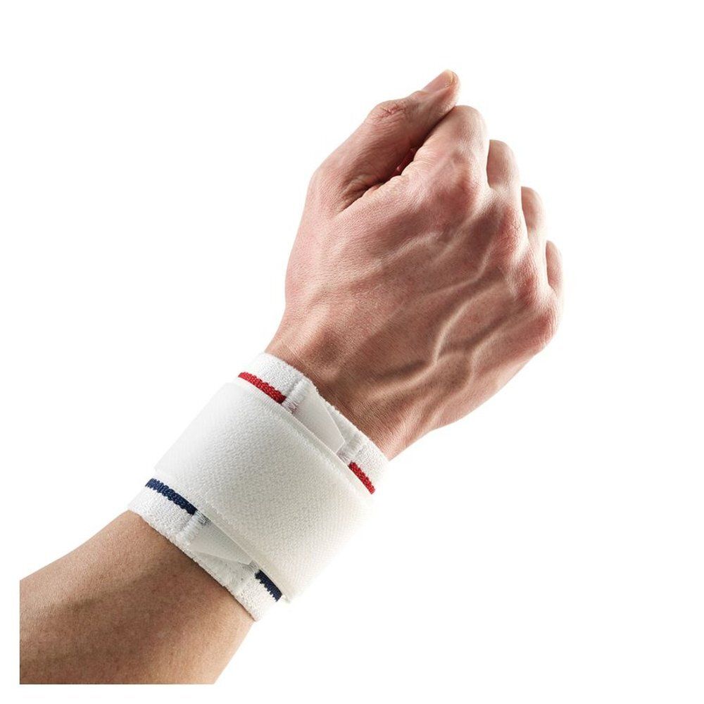 Attelle de poignet blanche avec lignes rouges et bleues. Fermeture velcro. Portée sur une main.