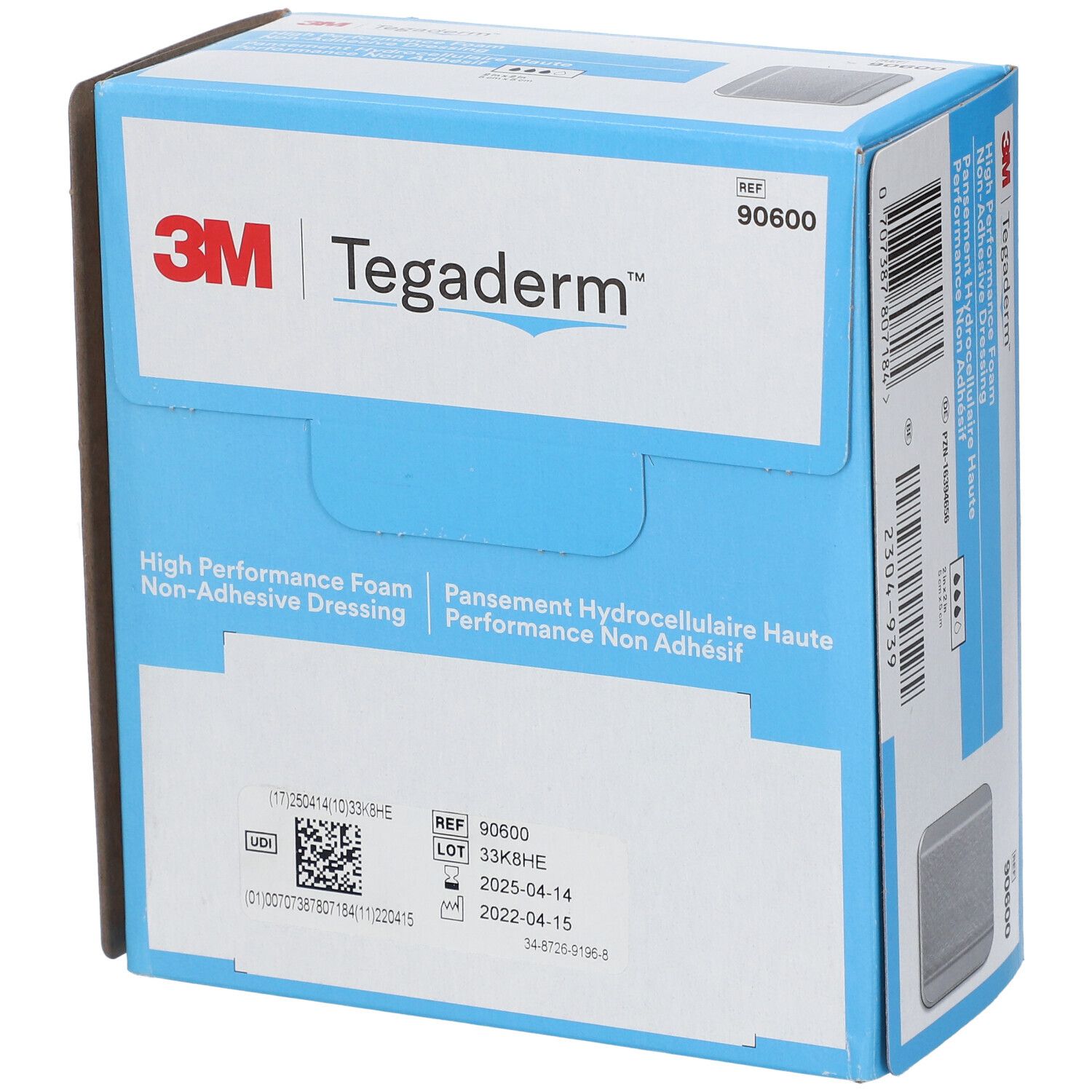Doosje met 3M Tegaderm schuimverband. Productnaam en referentienummer. Bevat 10 steriele verbanden. Houdbaarheidsdatum en lotnummer.