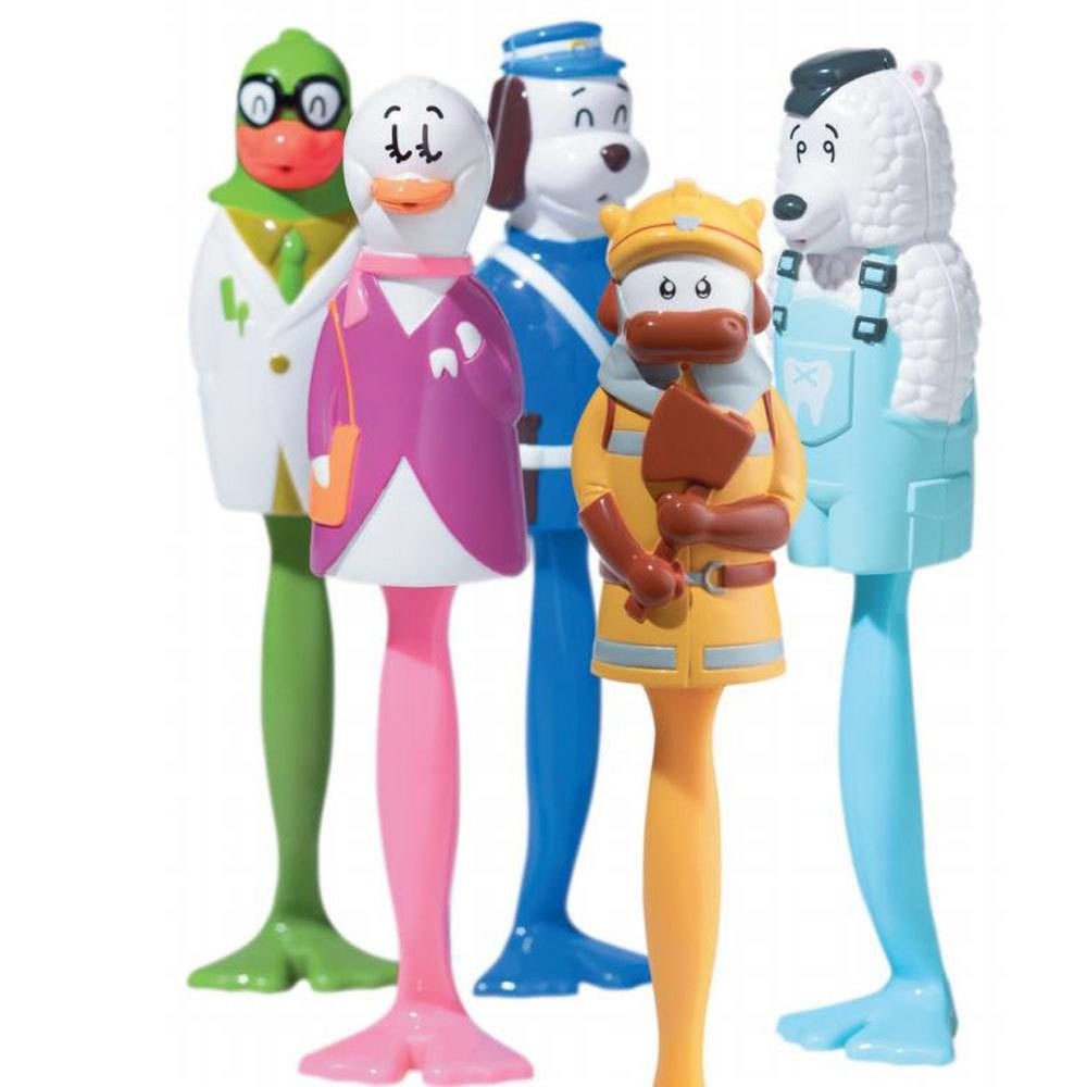 Vijf kindertandenborstels met dierenfiguren. Verschillende kleuren en ontwerpen. Brandweerfiguur met gele handgreep.