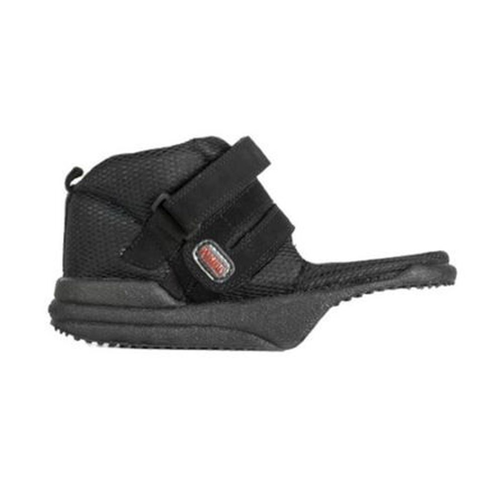 Chaussure orthopédique noire. Fermetures velcro et détail rouge. Vue latérale.