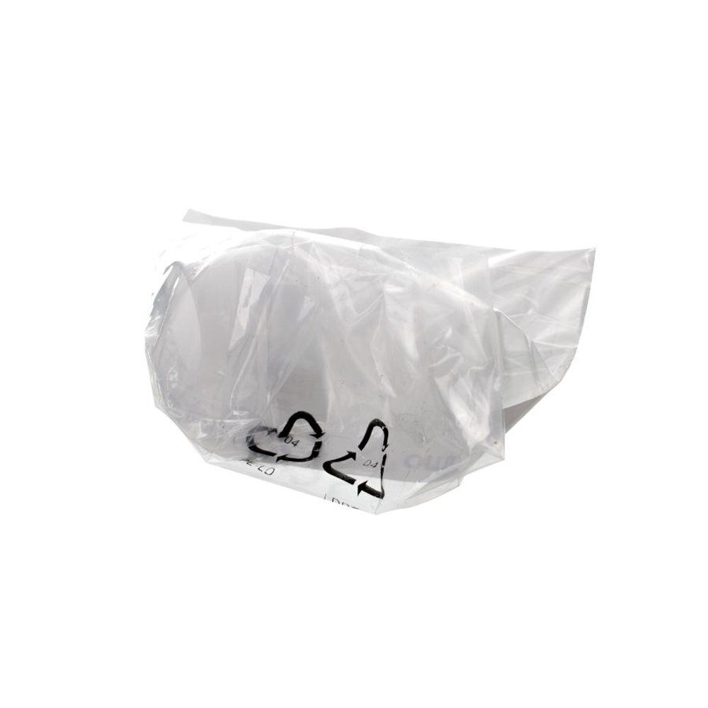 Mondstukset voor een vernevelaar, verpakt in een transparante plastic zak. Er staan ​​recyclingsymbolen op de zak.