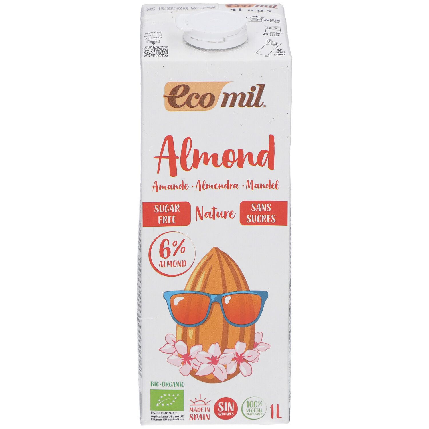 Ecomil Almond pak. Opschrift Almond, suikervrij, 6% amandel. Illustratie van een amandel met zonnebril en bloemen. 1L.