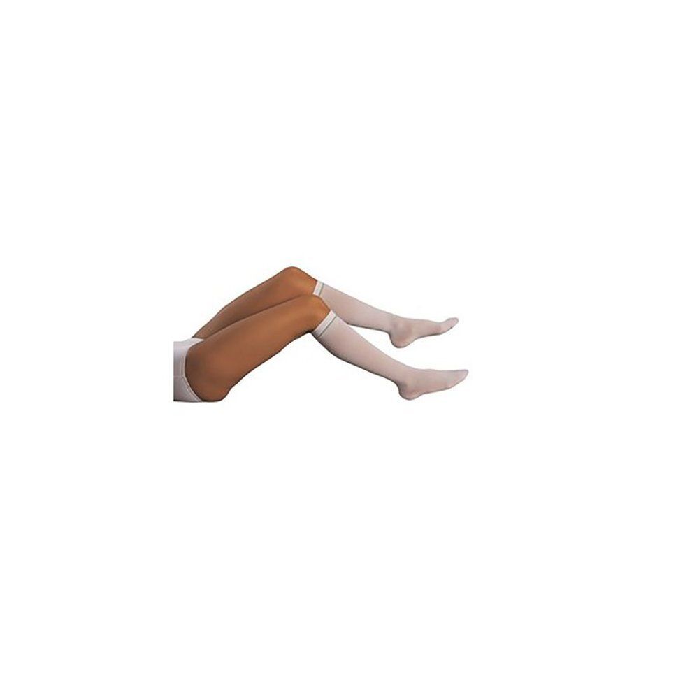 Benen met witte kousen. Kousen tot de knie. Product niet herkenbaar.