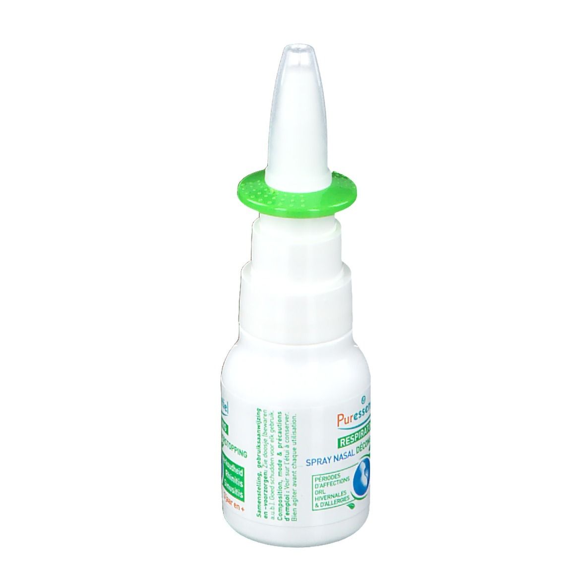 Witte neusspray met groene ring. Productnaam en logo op etiket. Opschrift: Respiratoire Spray nasal décongestionnant.