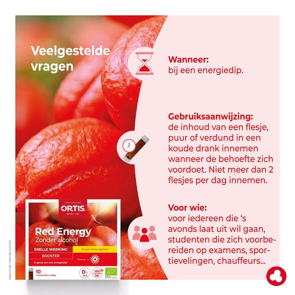 Vrouw gaapt moe in bed. Oorzaken van energiedips: nachtwerk, lange rit, sport, studie.