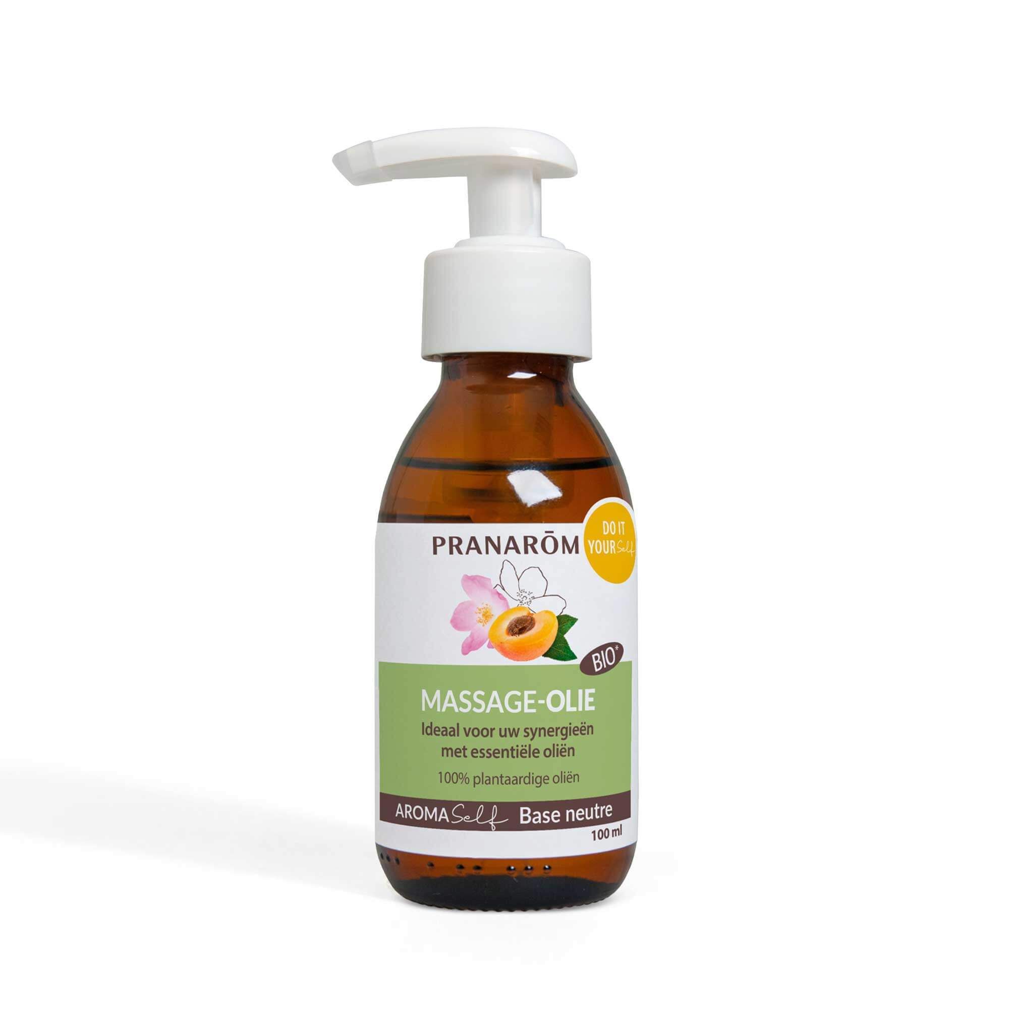 Bruine glazen fles met witte pomp. Etiket met productnaam en logo. Bio-certificering.