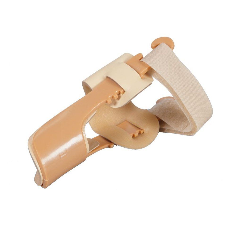 Beige Hallux Valgus nachtcorrector. Gemaakt van kunststof en stof. Met klittenbandsluiting en scharnieren.