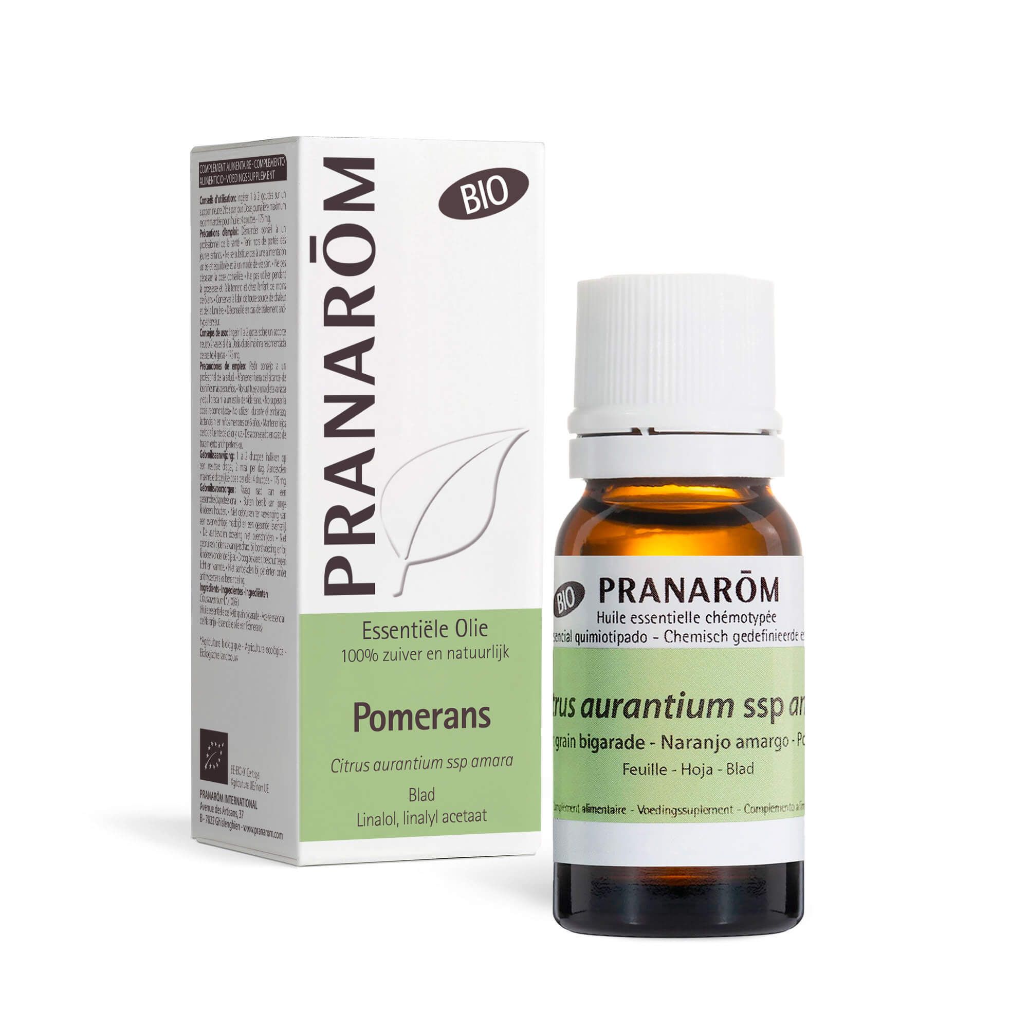 Bruine glazen fles en verpakking. Labels met productnaam en merk. BIO-zegel.