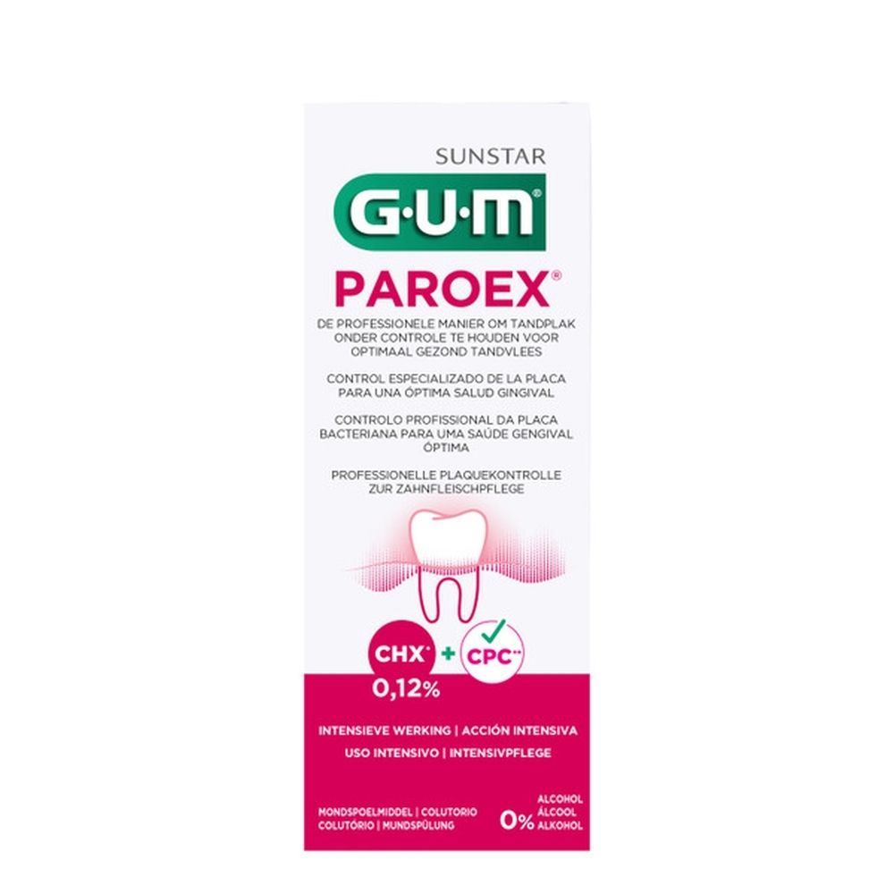 GUM Paroex mondwater. Fles en verpakking. Rode vloeistof, witte dop. Merk en productnaam zichtbaar.