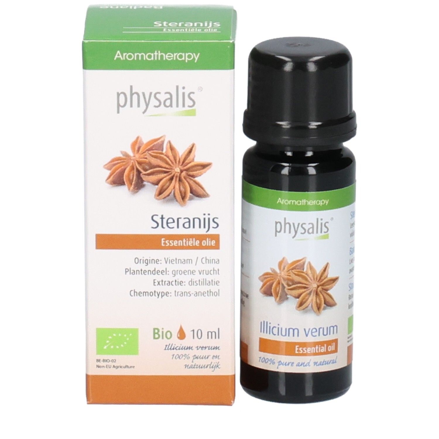 Bruine glazen fles en kartonnen verpakking. Op de fles: "Illicium verum Essential oil". Op de verpakking: "Steranijs Essentiële olie".