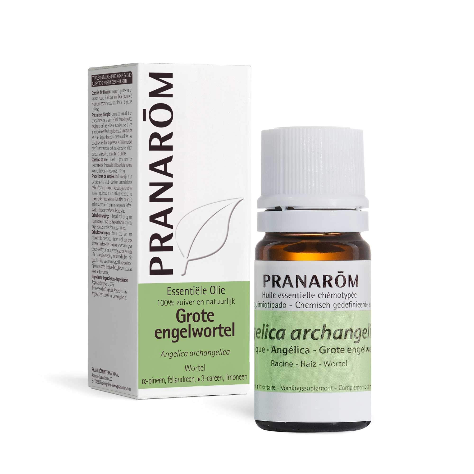 Productfles en verpakking. Verpakking met PRANAROM-logo en productinformatie. Fles met witte dop.